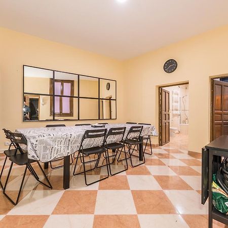 Grand Latina Apartment Madrid Rum bild